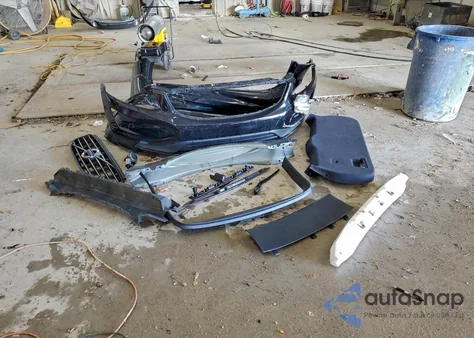 2017 Volvo Xc60 T6 Inscription из США, поврежденный, VIN YV449MRU5H2017457